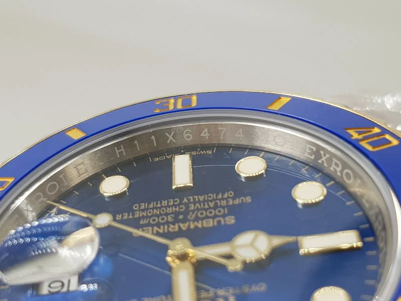 ROLEX OYSTER PERPETUAL SUBMARINER DATE 116613LB Fullbox